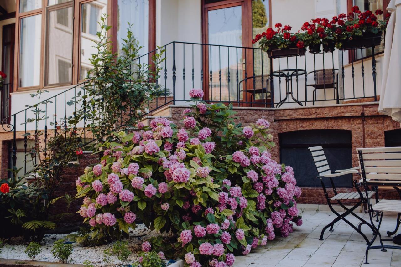 Vila Missy Deva Exterior photo